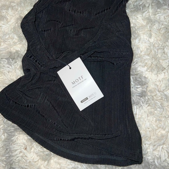 Halter - Picture 2 of 3